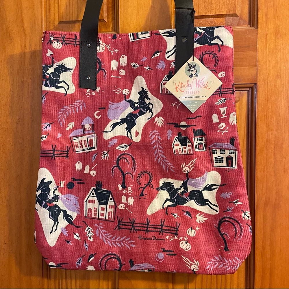 NWT HEADLESS HORSEMAN “KITSCHY WITCH” BRAND TOTE BAG Halloween Sleepy Hallow - Picture 3 of 15
